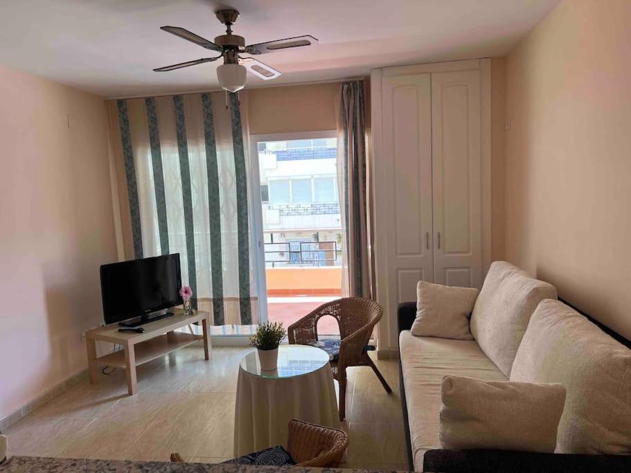 Magnifico Apartamento En La Carihuela, Torremolino Torremolinos Exterior foto